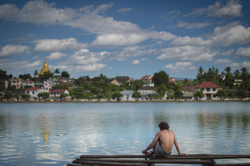 Kyaing tong lake