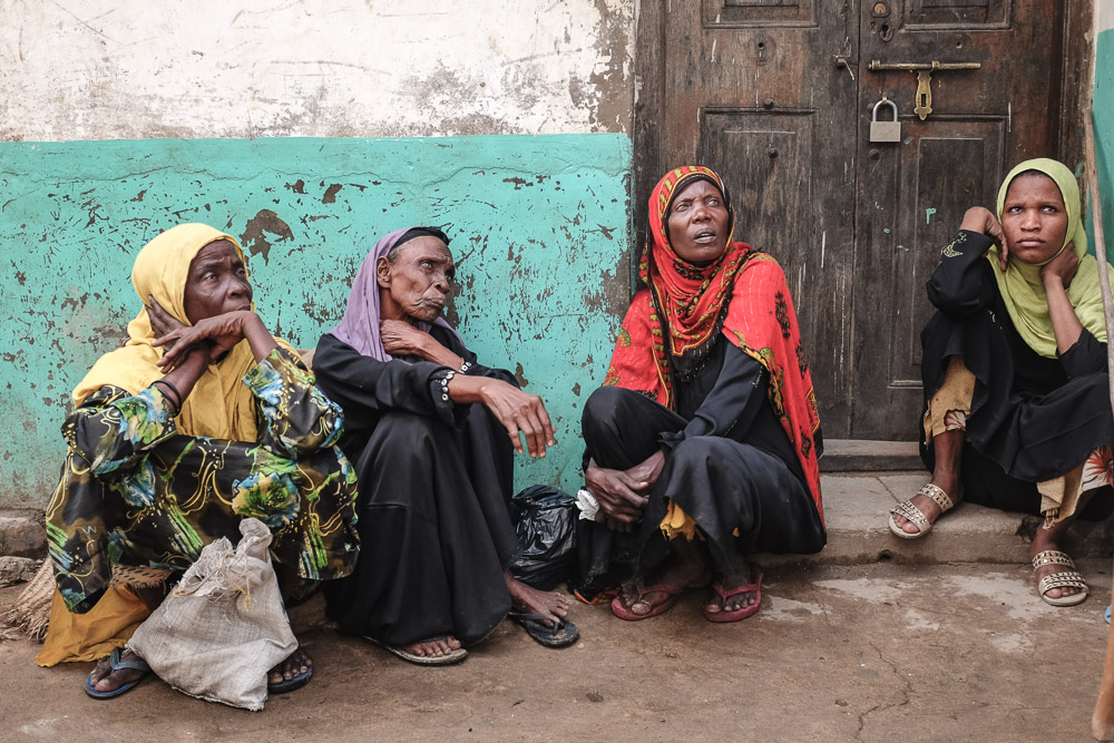 Lamu Tamu ladies