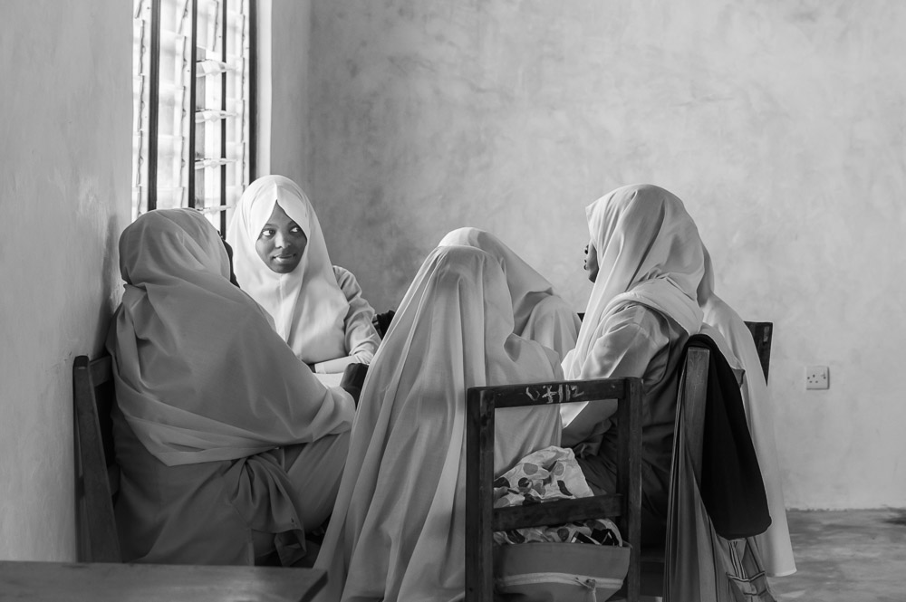 Lamu Tamu part 2 school girls