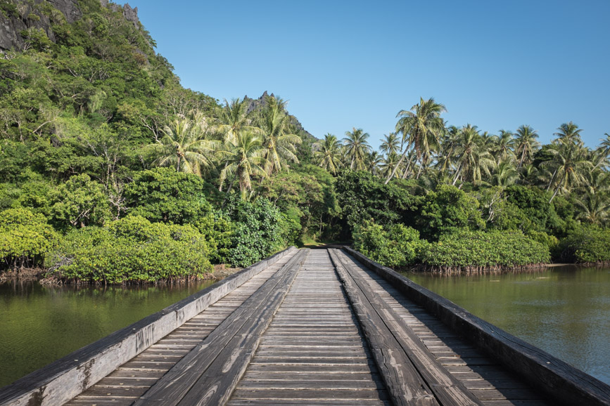 New Caledonia hienghene bridge