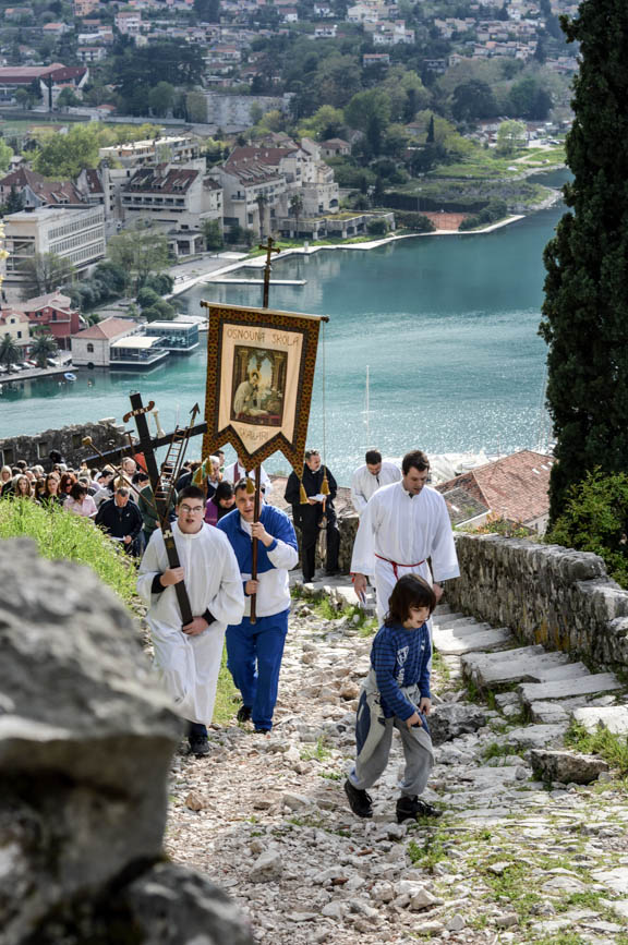 kotor procession