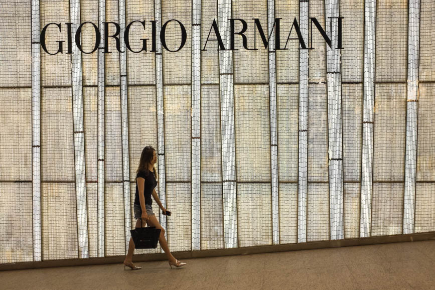 travel essential- giorgio armani