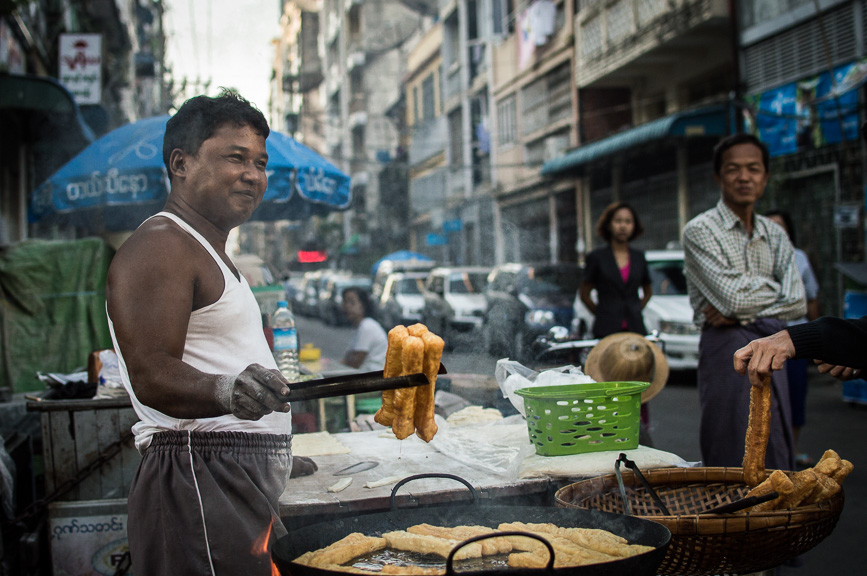 yangon rickshwa